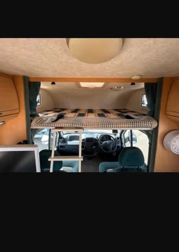 2003 Lunar Roadstar 2.7 – Spacious 6 Berth Family Motorhome